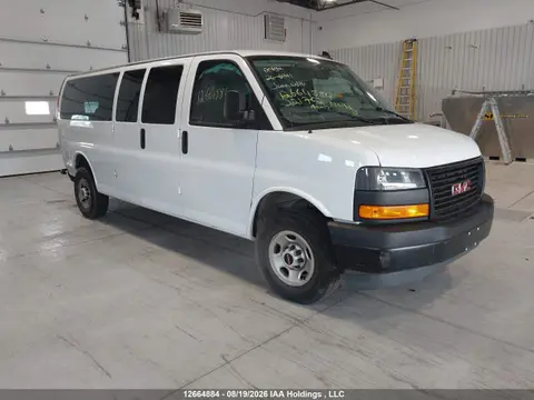1GJZ7NF77R1221762 — 2024 GMC Savana 3500 LS, Задняя часть (Rear), фото до ремонта