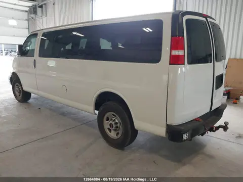 2024 GMC Savana 3500 Ls VIN 1GJZ7NF77R1221762 фото 3
