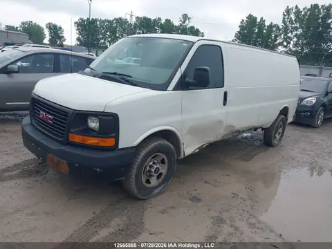 2016 GMC Savana G2500 VIN 1GTW7BFF3G1123938 фото 2