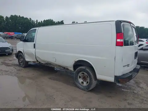 2016 GMC Savana G2500 VIN 1GTW7BFF3G1123938 фото 3