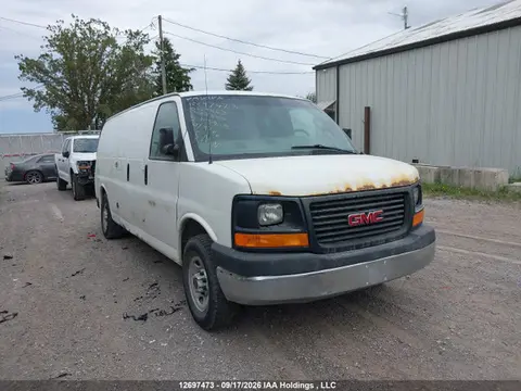 1GTW7BFFXH1129463 — 2017 GMC Savana G2500, Левый бок (Left Side), фото до ремонта