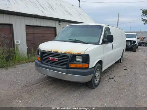 2017 GMC Savana G2500 VIN 1GTW7BFFXH1129463 фото 2