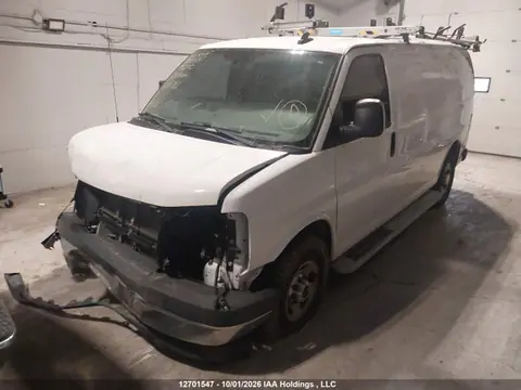 2019 GMC Savana G2500 VIN 1GTW7AFG7K1345782 фото 2