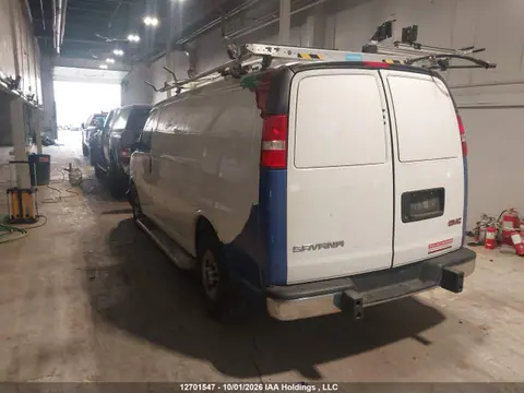 2019 GMC Savana G2500 VIN 1GTW7AFG7K1345782 фото 3