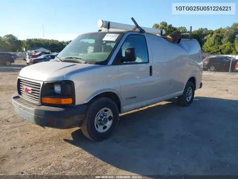 2005 GMC Savana Standard VIN 1GTGG25U051226221 фото 3