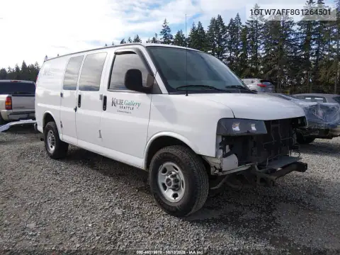 1GTW7AFF8G1264501 — 2016 GMC Savana, Передняя часть, фото до ремонта
