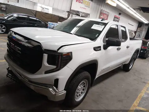 2026 GMC SIERRA 1500 VIN 1GTRHAEKXTZ243329 фото 2
