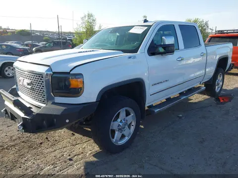 2015 GMC Sierra 2500hd Denali VIN 1GT120E89FF135528 фото 2