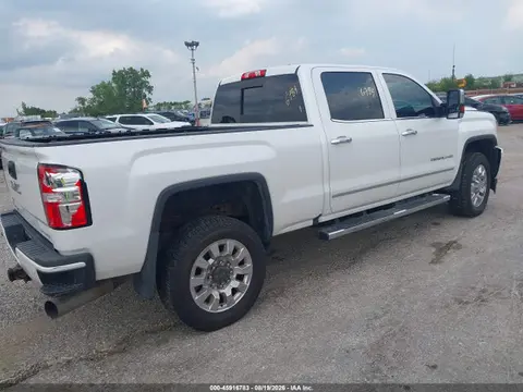 2018 GMC Sierra 2500hd Denali VIN 1GT12UEY1JF270163 фото 4