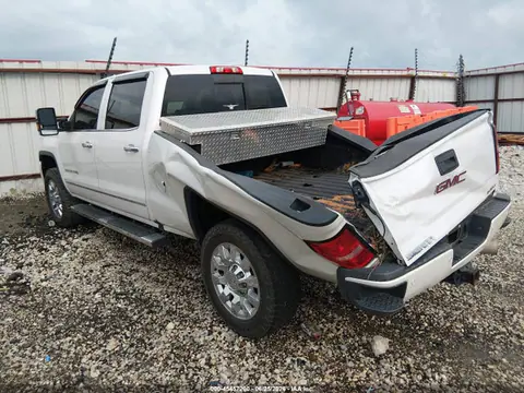 2019 GMC Sierra 2500hd Denali VIN 1GT12SEY8KF279206 фото 3