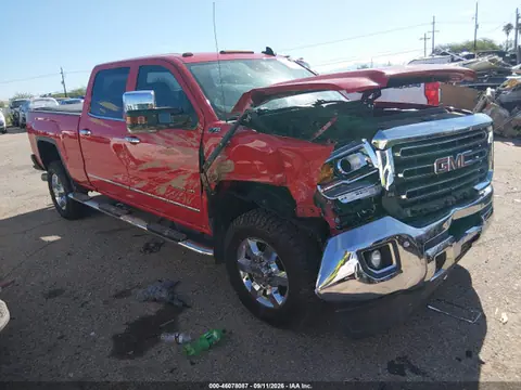 1GT12ZE8XFF601911 — 2015 GMC Sierra 2500HD SLT, Передняя часть (Front End), фото до ремонта