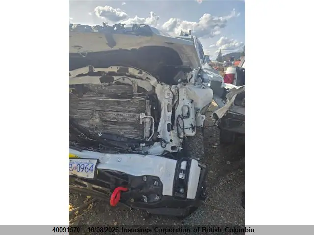 1GT4UVEY3SF293829 — 2025 GMC Sierra K3500 AT4, фото 2 с аукциона IAAI 14.10.2026, Передняя часть