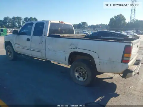 1GTHC29U65E106880 — 2005 GMC Sierra, фото 3 с аукциона IAAI, Естественный износ