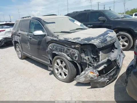 2GKFLPE37G6124057 — 2016 GMC Terrain SLT, Передняя часть (Front End), фото до ремонта