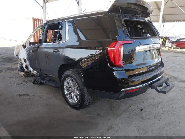 1GKS2BKD9MR255623 — 2021 GMC Yukon 4WD SLT, фото 3 с аукциона IAAI 14.10.2026, Полный пожар
