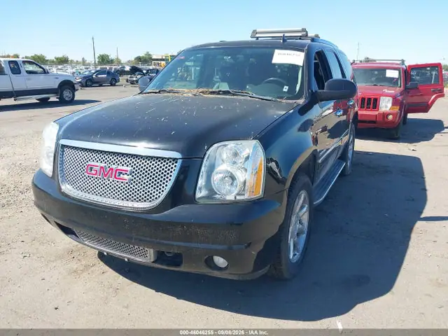 1GKS2EEF3ER136756 — 2014 GMC Yukon Denali, фото 2 с аукциона IAAI 14.10.2026, Естественный износ
