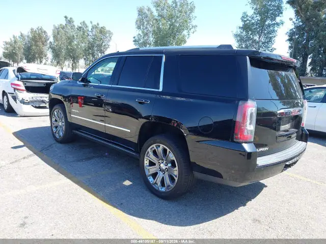 1GKS1CKJ1FR713995 — 2015 GMC Yukon Denali, фото 3 с аукциона IAAI 13.10.2026, Передняя часть