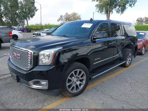 2017 GMC YUKON XL DENALI VIN 1GKS2HKJ7HR393840 фото 2