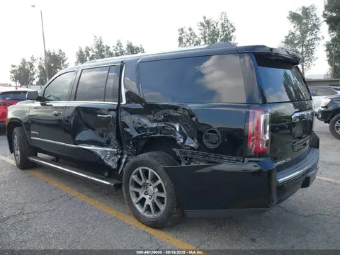 2017 GMC YUKON XL DENALI VIN 1GKS2HKJ7HR393840 фото 3