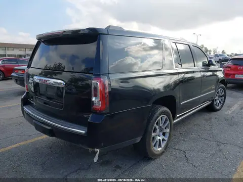 2017 GMC YUKON XL DENALI VIN 1GKS2HKJ7HR393840 фото 4