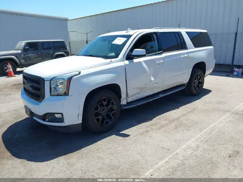 2017 GMC Yukon Xl Slt VIN 1GKS1GKC0HR211541 фото 2