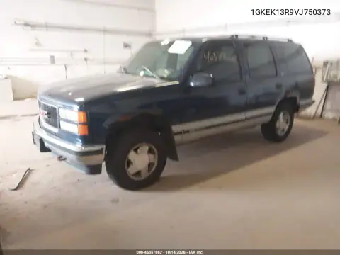 1GKEK13R9VJ750373 — 1997 GMC Yukon, фото 3 с аукциона IAAI, Передняя часть слева