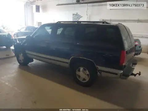 1GKEK13R9VJ750373 — 1997 GMC Yukon, фото 4 с аукциона IAAI, Передняя часть слева