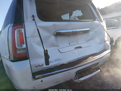 1GKS2HKJ1KR327484 — 2019 GMC Yukon, Передняя часть, фото до ремонта