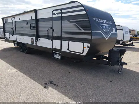 2022 Grand Design Recreat Vehicles Transcend X VIN 573TT3729N8821760 фото 1