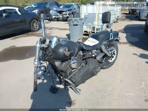 2011 Harley-Davidson Fxdf VIN 1HD1GY419BC331113 фото 2
