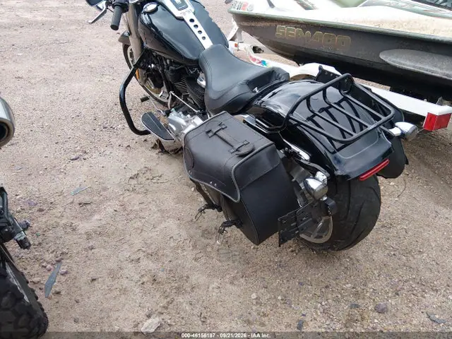 1HD1YFJ11JC032350 — 2018 Harley-Davidson Flfb Fatboy, фото 3 с аукциона IAAI 30.09.2026, Правый бок