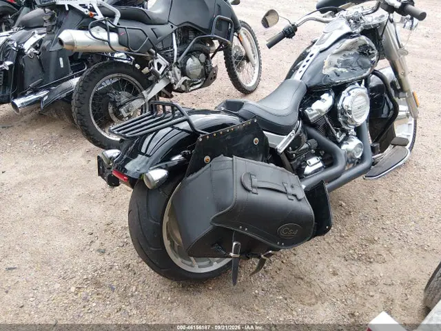 1HD1YFJ11JC032350 — 2018 Harley-Davidson Flfb Fatboy, фото 4 с аукциона IAAI 30.09.2026, Правый бок