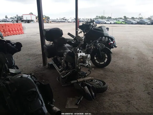 2021 Harley-Davidson FLHC VIN 1HD1YAJ14MB017760 фото 1