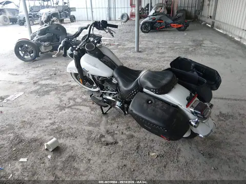 2025 Harley-Davidson FLHC VIN 1HD1YA913SB021588 фото 3