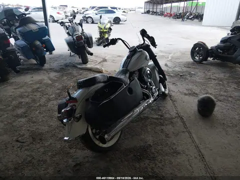 2025 Harley-Davidson FLHC VIN 1HD1YA913SB021588 фото 4