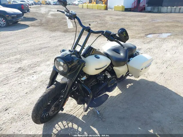 1HD1KVP34KB627446 — 2019 Harley-Davidson Flhrxs, фото 2 с аукциона IAAI 30.09.2026, Левый бок