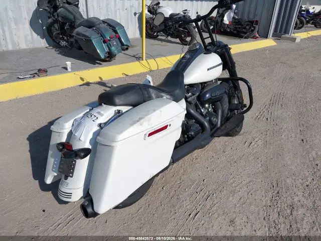 1HD1KVP34KB627446 — 2019 Harley-Davidson Flhrxs, фото 4 с аукциона IAAI 30.09.2026, Левый бок