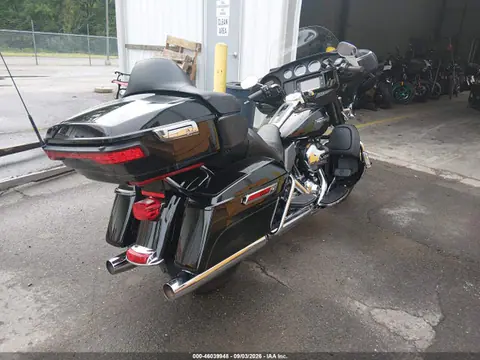 2014 Harley-Davidson Flhtcu Ultra Classic Electra Gld VIN 1HD1FCM1XEB700237 фото 4