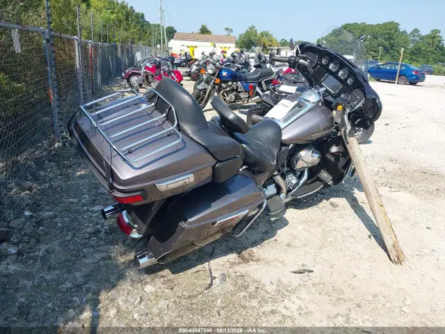 1HD1KEL12EB650815 — 2014 Harley-Davidson Flhtk Electra Glide Ultra Ltd, фото 4 с аукциона IAAI 30.09.2026, Передняя часть