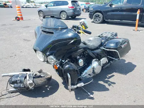 2015 Harley-Davidson Flhtk Ultra Limited VIN 5HD1KELAXFB693244 фото 2