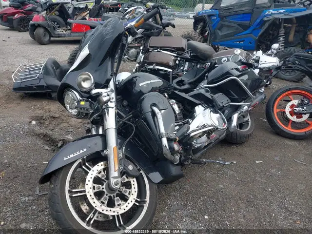1HD1KEF13LB639203 — 2020 Harley-Davidson Flhtk, фото 2 с аукциона IAAI 29.09.2026, Повреждения со всех сторон
