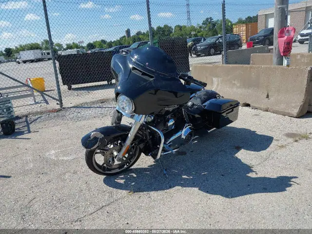 1HD1KBM1XEB608213 — 2014 Harley-Davidson Flhx Street Glide, фото 2 с аукциона IAAI 13.10.2026, Передняя часть
