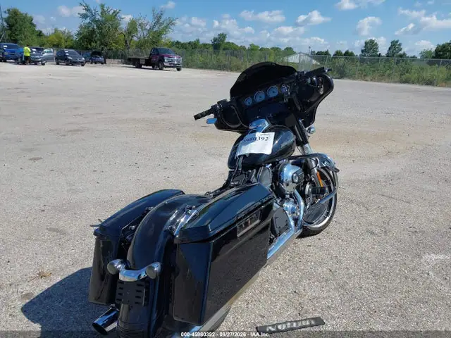 1HD1KBM1XEB608213 — 2014 Harley-Davidson Flhx Street Glide, фото 4 с аукциона IAAI 13.10.2026, Передняя часть
