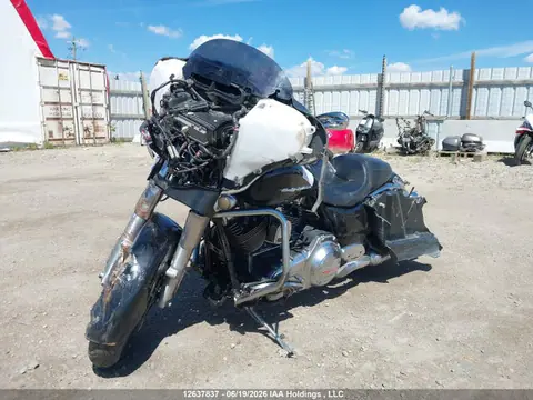 2016 Harley-Davidson Flhx Street Glide VIN 5HD1KBMA0GB676242 фото 2