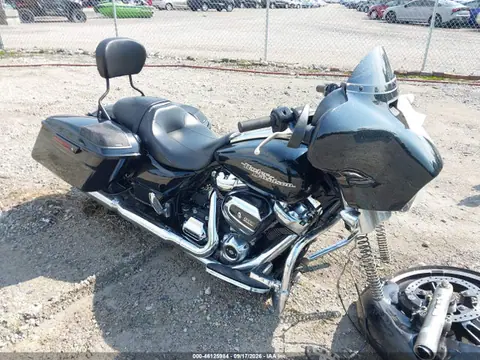 1HD1KBC12JB673178 — 2018 Harley-Davidson Flhx Street Glide, Передняя часть (Front End), фото до ремонта