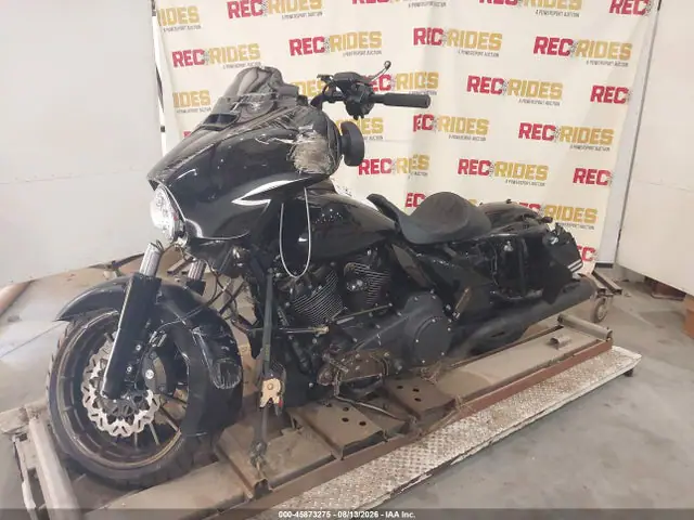2022 Harley-Davidson FLHX VIN 1HD1KBC10NB614183 фото 2
