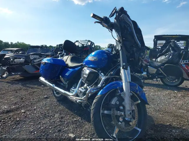 1HD1KB717RB624855 — 2024 Harley-Davidson FLHX, Передняя часть (Front End), фото до ремонта