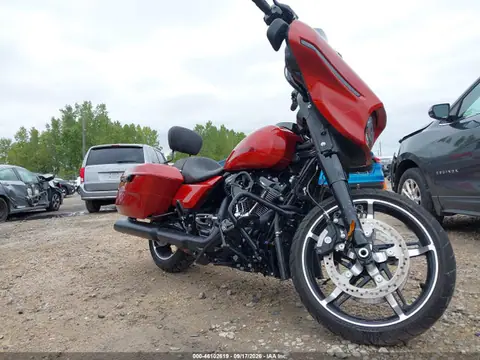 2024 Harley-Davidson FLHX VIN 1HD1KB715RB619654 фото 1