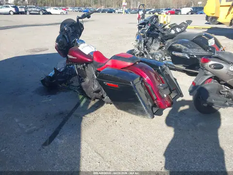2014 Harley-Davidson Flhxs Street Glide Special VIN 1HD1KRM12EB709917 фото 3