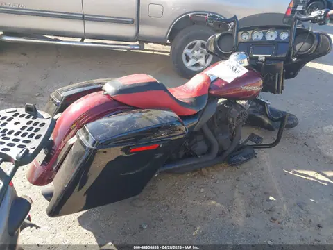 2014 Harley-Davidson Flhxs Street Glide Special VIN 1HD1KRM12EB709917 фото 4